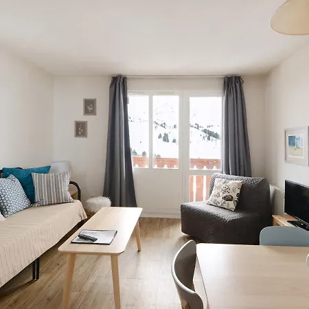 Apartment Cosy Pour 5 Pers - Proche Pistes - Balcon Et Wifi Gratuit - Fr-1-181-1017